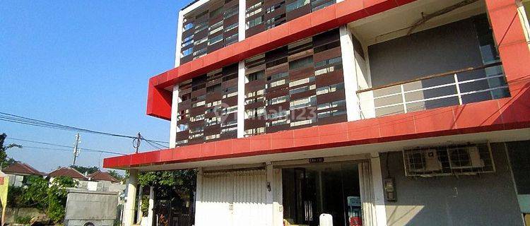 Jual Gedung 4 Lantai Bagus Siap Untuk Usaha di Ketintang Surabaya 1