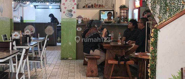 Disewakan Ruko Ex Cafe Esthetic di Walikota Mustajab Pusat Kota Surabaya 1