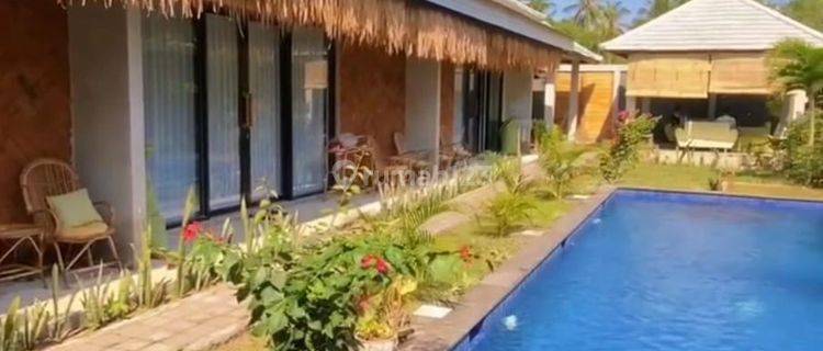 Jual Bu Rumah Gaya Villa Full Furnish di Green Valley Senggigi Lombok 1