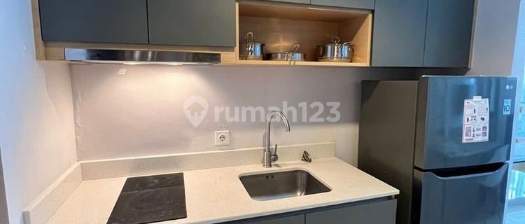 Disewakan Ready 2 Bedroom Furnish Apartemen Taman Anggrek Residence 1