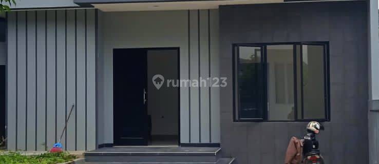 Rumah siap huni di cluster santorini sentul city 1