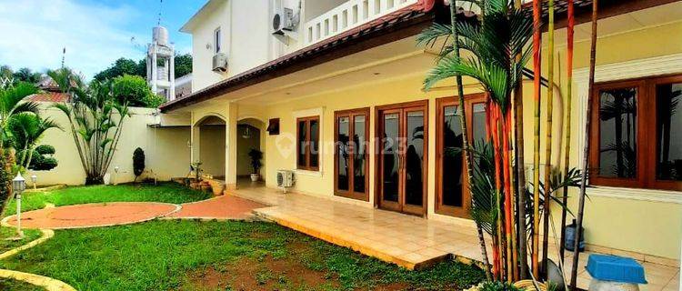 Rumah 2 Lantai di Villa Melati Mas, Tangerang Selatan 1