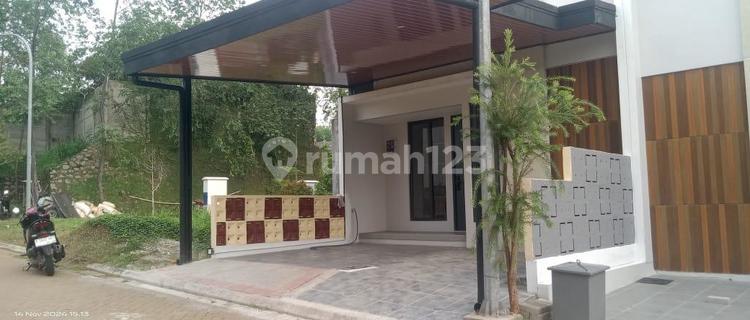 FOR SALE House in U-Ville Bintaro Jaya 1