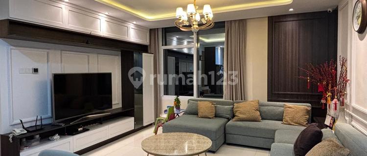 Apartemen Regatta Disewakan Full Furnished Lantai Sedang Sea View 1
