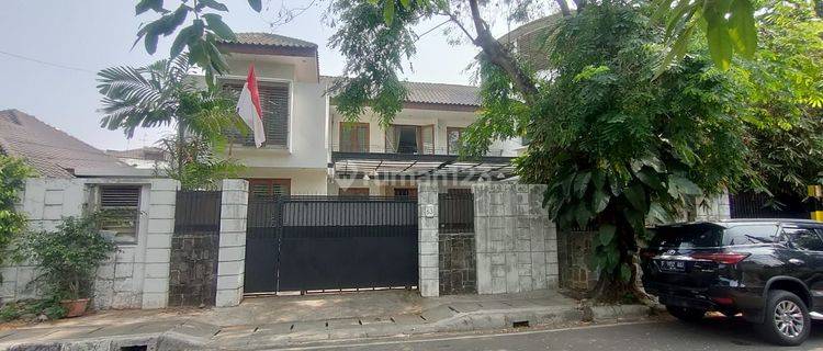 Rumah di menteng jakarta pusat 1