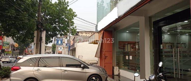 Gedung 2,5lantai Di Jalan bintaro utama Lokasi Strategis 1