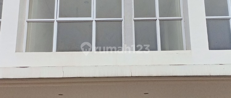 For Rent 2-Story Strategic CBD Shop House 1