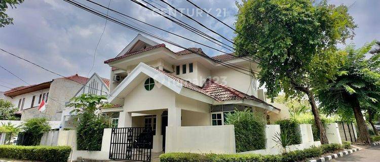 Rumah Hook Cantik Area Strategis Di Sektor 9 Bintaro 7422 1