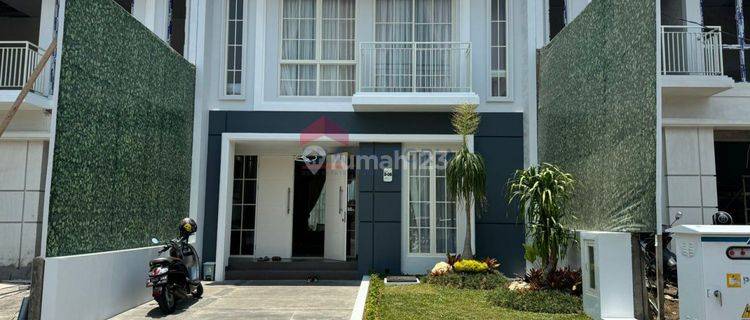 Dijual Rumah Cantik Sekali Di Green Orchid Malang 1