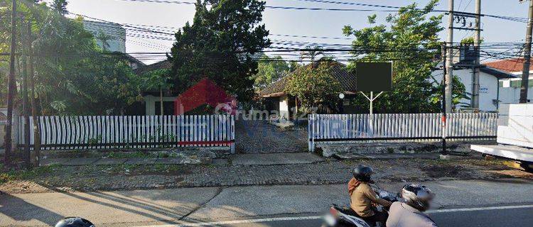 Pabrik DIJUAL Pinggir Jalan Raya Mondoroko. Terdiri dari bangunan gudang, pabrik, dan rumah. Kondisi pabrik aktif. Dekat gerbang tol singosari, pabrik malindo
 1