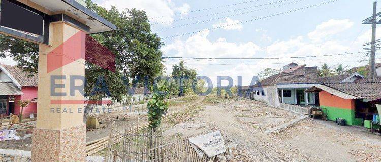 DIJUAL Tanah Batas Tanah Sudah Dipondasi Keliling, Posisi Tepi Jalan Raya Blitar-Tulungagung, Depan Pasar Rejotangan, Stasiun KA Tulungagung 
 1