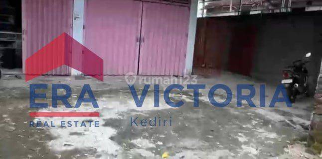 Dijual Ruko Lantai 2 Area Kertosono Terdapat Rumah Tinggal, 2 Bangunan Belum Finishing, Terdapat Tower Nilai Sewa 250 Juta/10tahun, Row Jalan Bisa Truck Maupun Kontainer 1