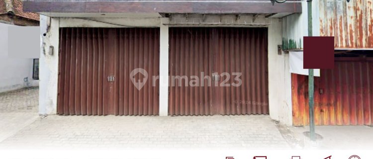 Shop House for Sale or Rent in Pare, Kediri Regency, Already Equipped with AC, Suitable for Any Business and Office Use, Located on a Main Road with Heavy Traffic, Direct Access to the City Center, Pare Terminal, and Kampung Inggris. 1