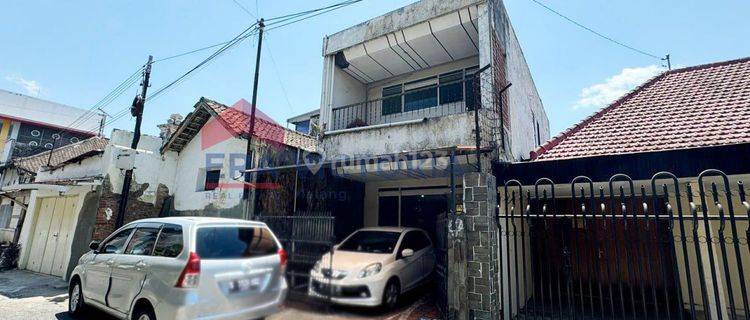 Dijual Rumah Lokasi Strategis Poros Jalan Akses Kendaraan Besar Dikelilingi Pusat Perbelanjaan Dekat Pasar Besar, Alun-Alun, Stasiun Kota Lama, Cocok Unutk Segala Usaha Kota Malang 
 1