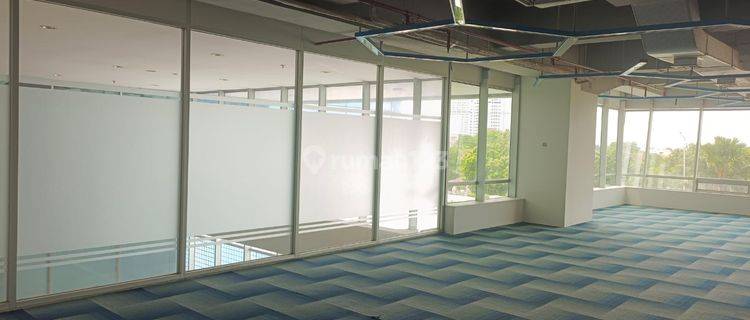 Sewa Kantor Blue Green Office 321 M2 Fitted di Jakarta Barat 1