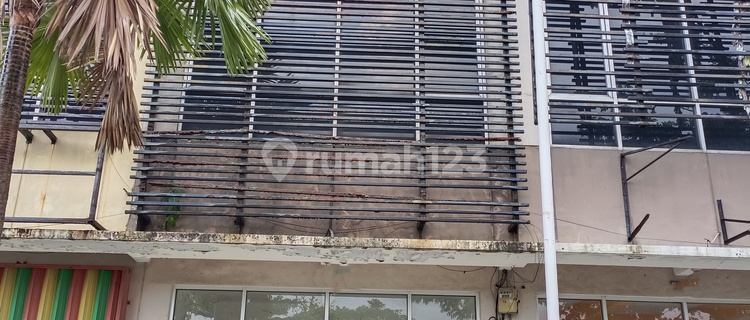 2-story shophouse for rent in Citra Raya Tangerang 1