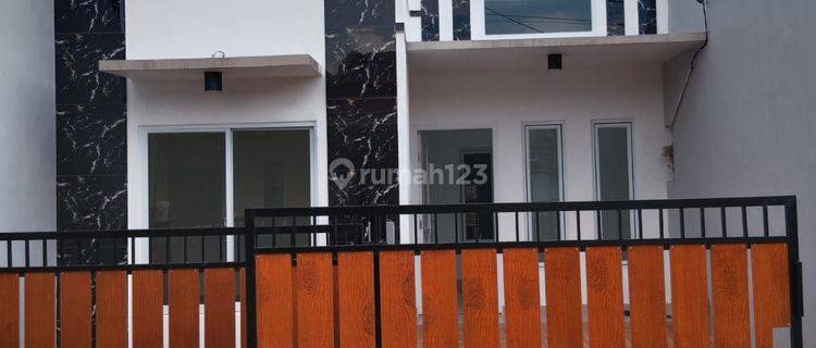 Dijual Rumah cakep harga murah di Citra Raya Cikupa  1