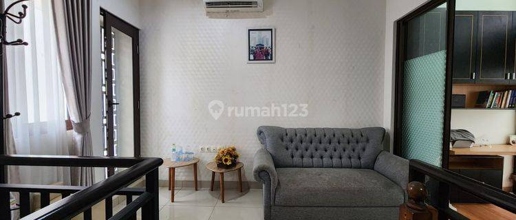 Rumah 2 Lantai Bagus Furnished di Summarecon Bandung, Gedebage, Bandung 1