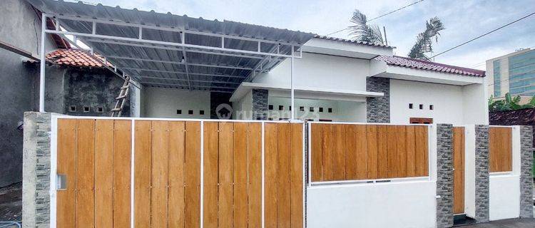 Rumah Baru Surakarta Proses Finishing Dalam Perumahan 1