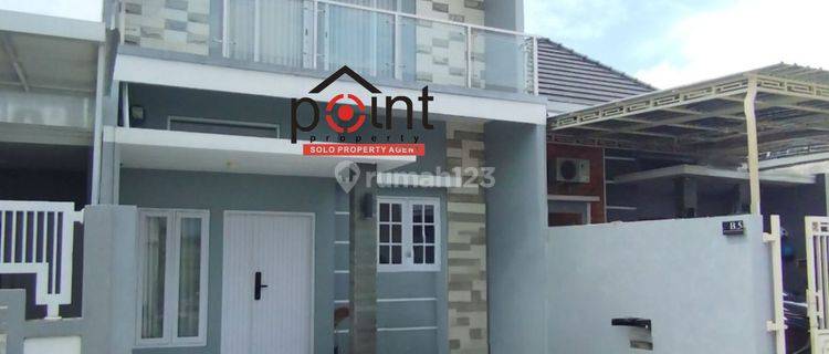 Rumah Vila Full Furnish Di Kota Karanganyar 2 Lantai Nyaman  1