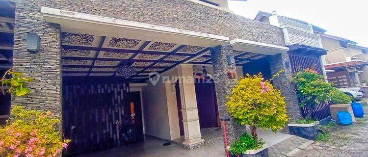 Rumah dalam Perumahan Cluster One Gate Full Furnish 1