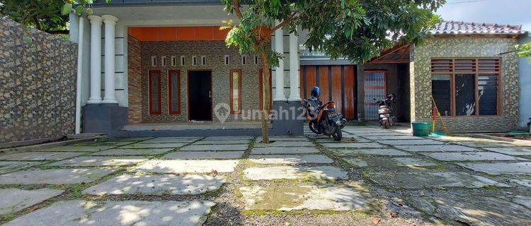 Kost Aktif Putra dan Rumah Induk Nyaman  1