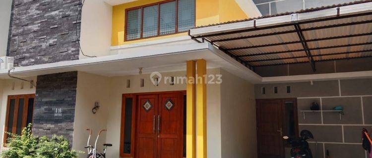 Rumah Cluster One Gate dekat Superindo Gumpang Kartasura 1