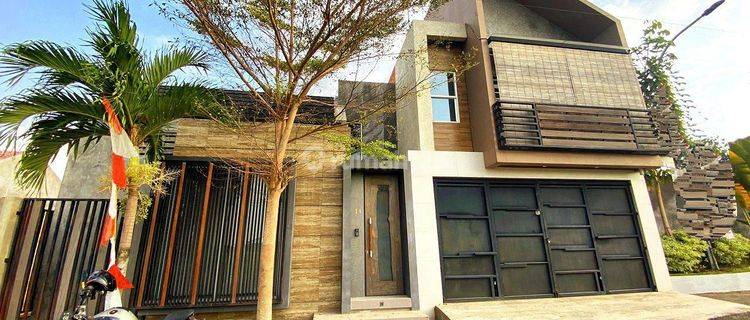 Rumah Solo Baru Full Furnish 1.5 Lantai View Sawah 1