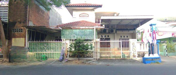 Rumah Strategis 2 Lantai Bisa Untuk Kantor Dan Hunian 1