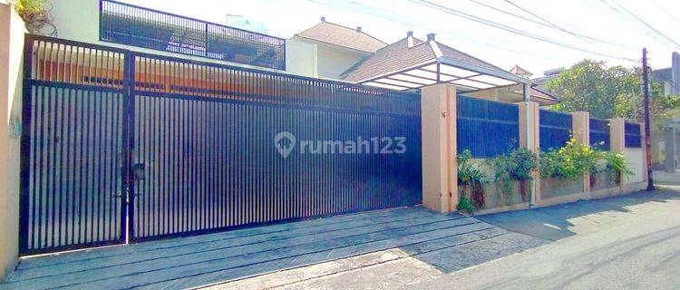 Rumah Mewah Dan Luas Strategis Solo Kota Siap Huni 1