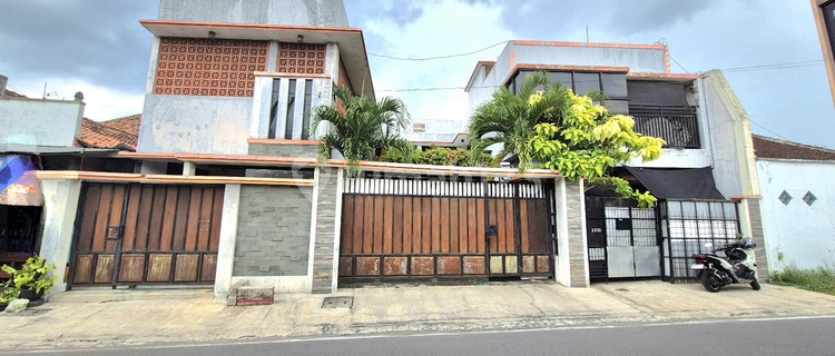 Active Kosher Near UMS and UIN Kartasura 2 Floors Ready to Occupy 1