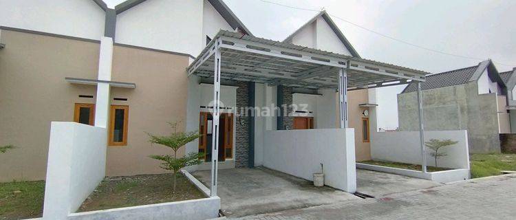 Rumah Baru Solo Baru Dekat Rs Dr Oen Dan Al Azhar 1