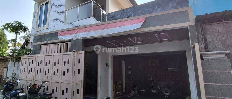 Rumah Colomadu 2 Lantai Furnish Siap Huni Nyaman Strategis 1