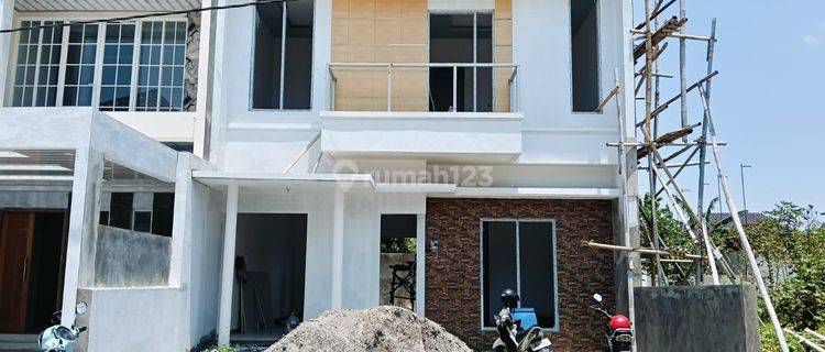 Rumah Baru Dekat Bandara Adi Sumarmo Finishing 2 Lantai 1