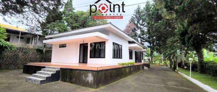 Rumah Vila Tawangmangu Pinggir Jalan Siap Huni  1