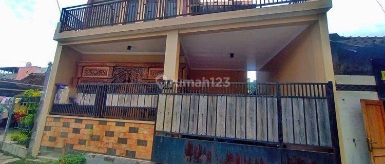 Rumah Etnic Solo Kota 2 Lantai Tengah Kota 1