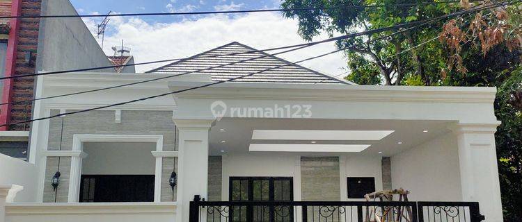 Dijual Rumah Brand New di Griya Loka Bsd American Classic Siap Huni 1