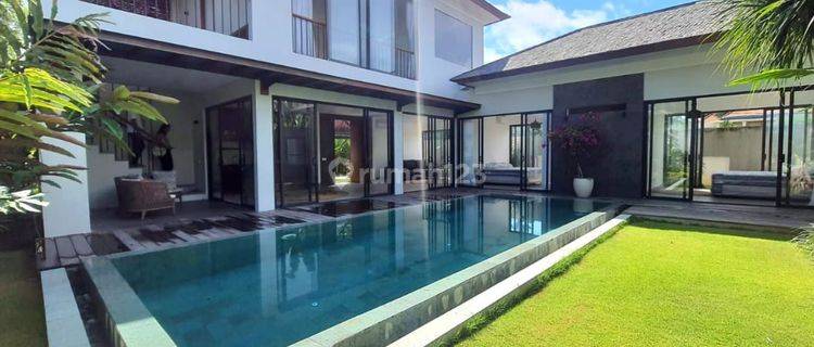 Rumah 2 Lantai Baru Semi Furnished SHM di Gita Kencana Jimbaran, Badung 1