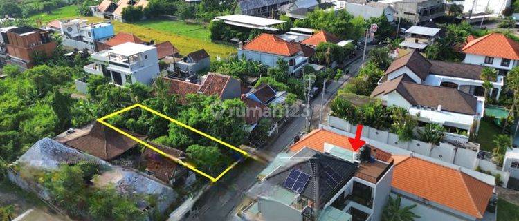 Land for sale covering an area of 2.34 acres, premium location on the side of the main road in Canggu, Bali 1