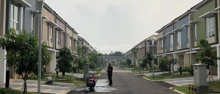 RUMAH CANTIK CLUSTER THOMSON GADING SERPONG, UNIT BAGUS! 1