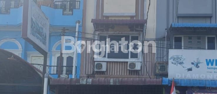 3.5-STORY RUKO MEDAN BATANGKUIS MEDAN TEMBUNG 1