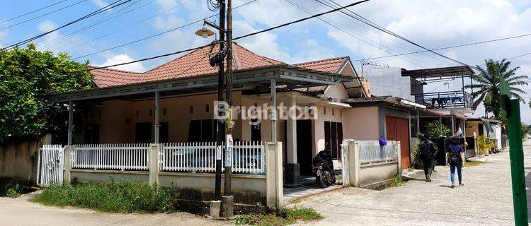 Rumah asri  cepat mau pindah luar kota 1