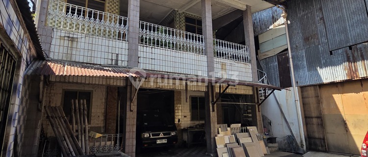 Ready-to-Use Strategic Showroom and Warehouse on MT Haryono 1