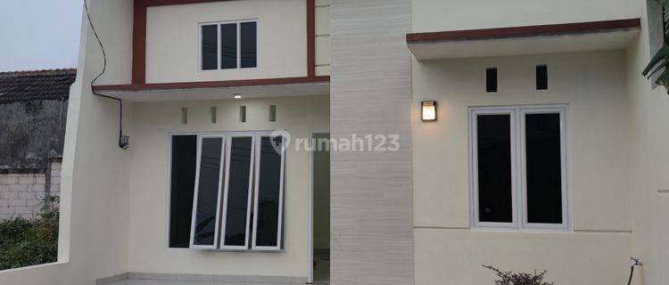 Rumah Cantik Di Serua 300  meter ke jalan Jakarta Bogor 1