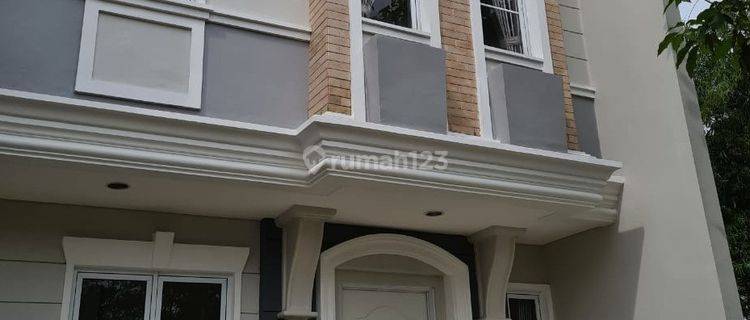 Disewa Rumah Azura Vanya Park Bsd Tangerang Murah Bagus Siap Huni 1