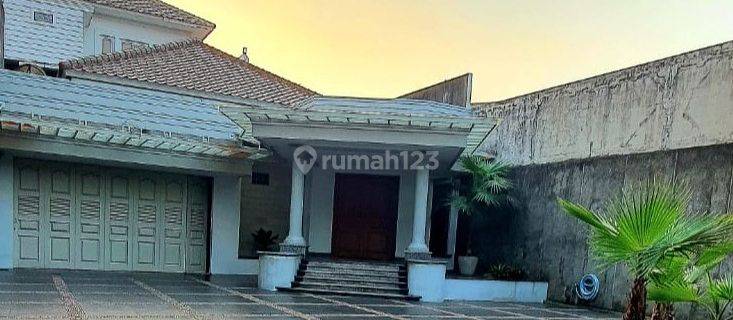 Jual Rumah Jalan Kemanggisan Ilir Raya Jakarta Barat Besar Mewah 1