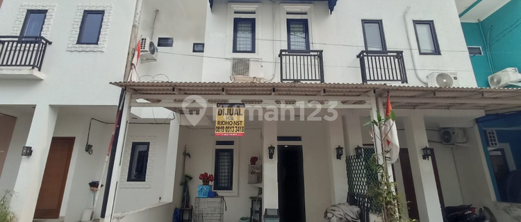 Dijual Rumah Compact Full Furnished Dekat Bintaro 1