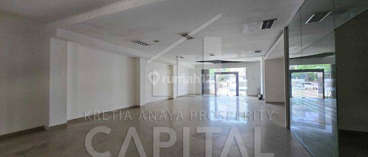 Gedung 3 Lantai Mainroad Soekarno Hatta Bandung 1