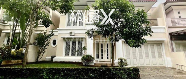 Disewakan Rumah Premium Mewah Semi Furnish di Riverside, Malang 1