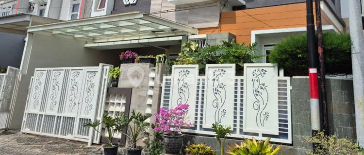 Dijual Borongan 3 Rumah Dekat Cafe & Kampus di Merjosari Malang 1